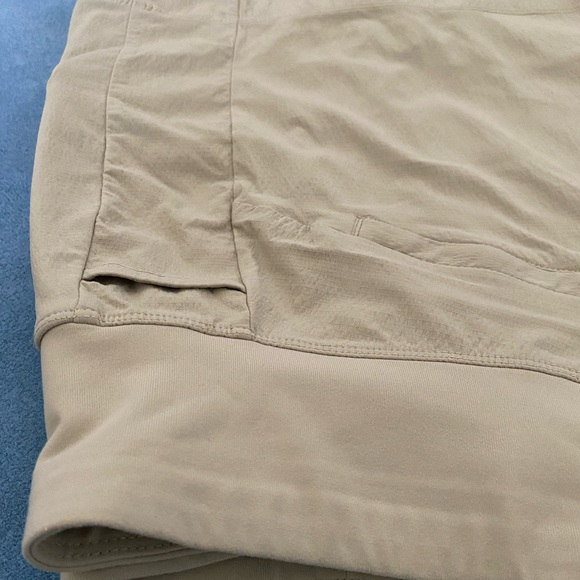 Athleta Trekkie North Short -woman’s Size12 - Picture 6 of 13